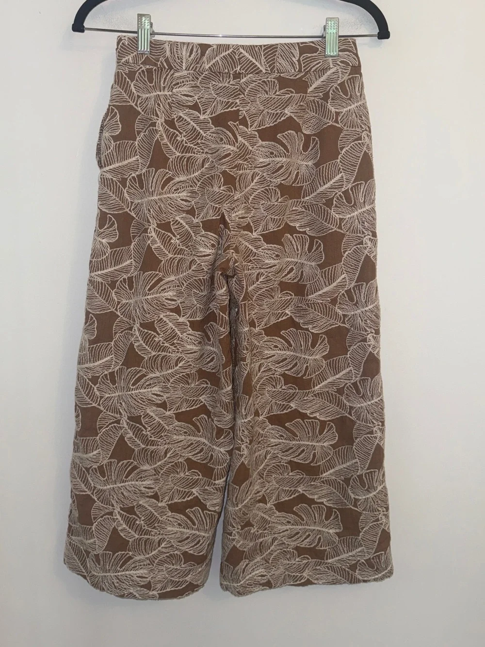 Zara embroidered leaf